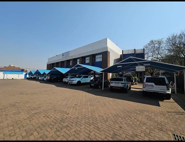 1,875M² WAREHOUSE FOR SALE IN ISANDO